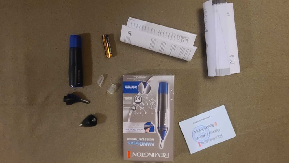Тример для носа і вух Remington NE3850 4 насадки вологе очищ. 2Вт нове
