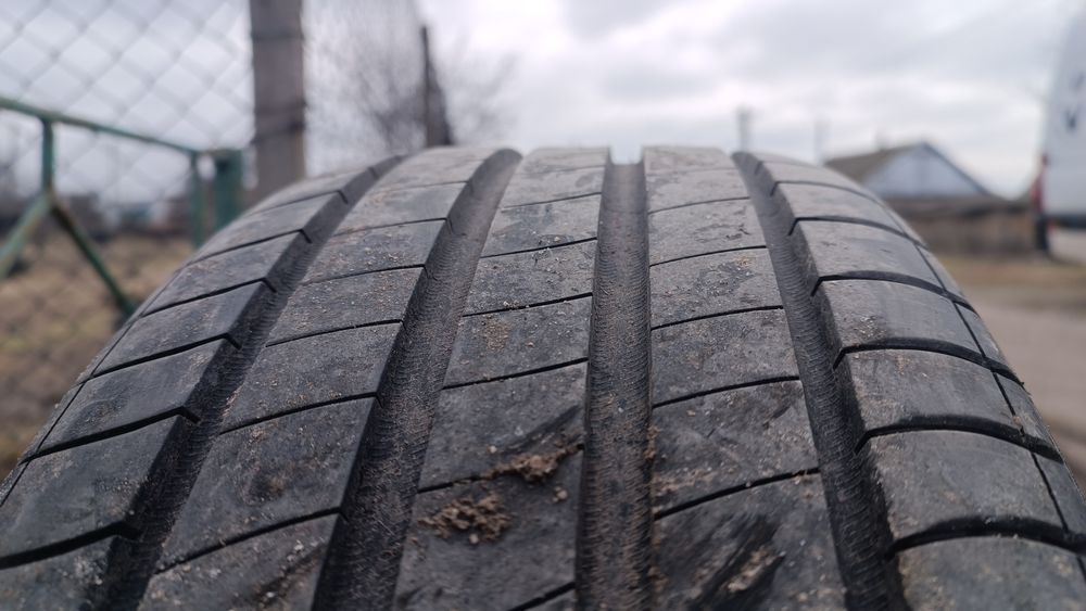 Дискі R16 з резиною 205*60R16, розболтовка 5/100, посадкове місце 56мм