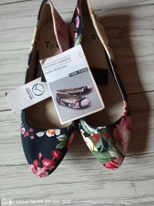 *Baleriny damskie Tom &Rose r.37 *