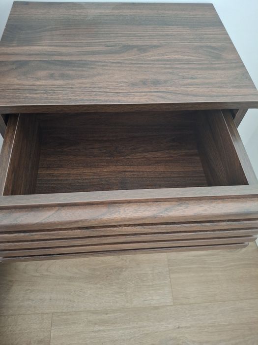 Conjunto de mesas de cabeceira