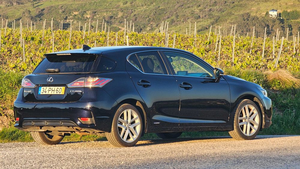 Lexus CT 200h Executive - Híbrido, Económico e Extremamente Fiável