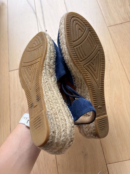 Mega wygodne zamszowe espadryle 38 kanna