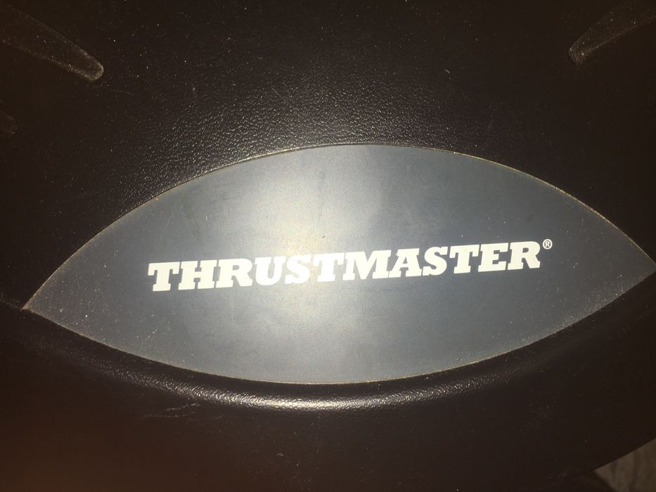 Продам ігрове кермо Thrustmaster Ferrari