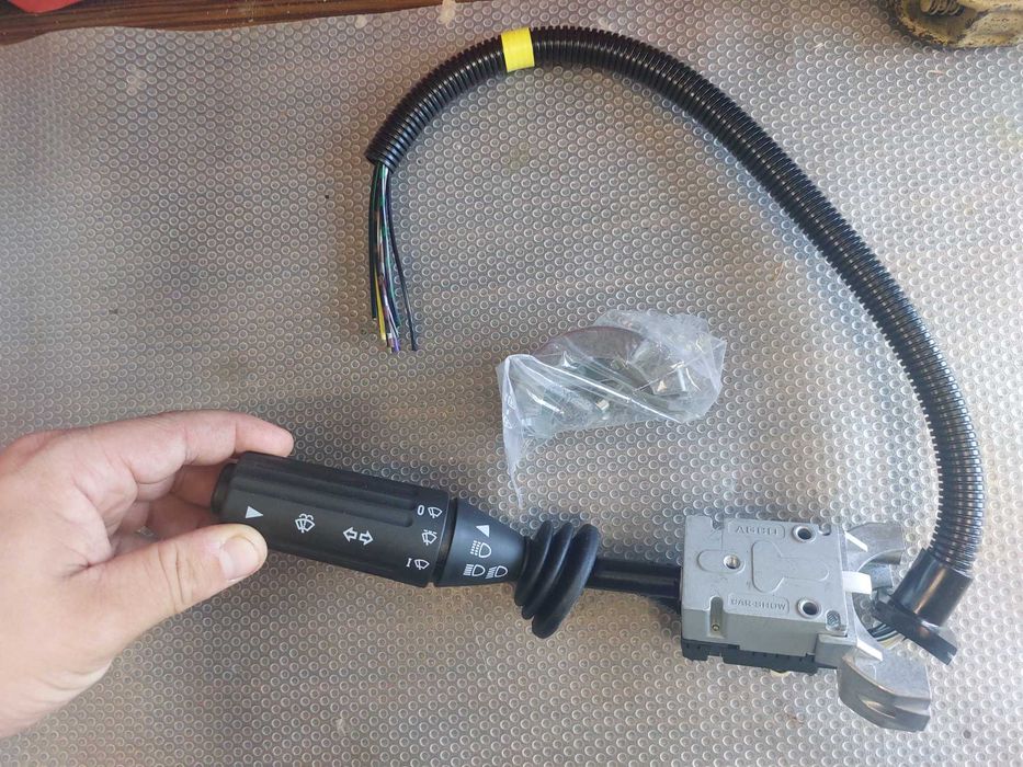 Switch przełącznik kierunkowskazy Fendt vario SCR S4
