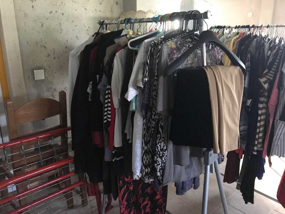 Fatos vestidos calcas a partir de 1€