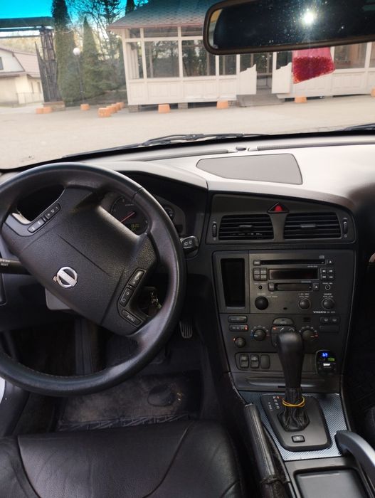 Продам Volvo XC70 2.4 Diesel — Надійний та доглянутий крос-універсал!