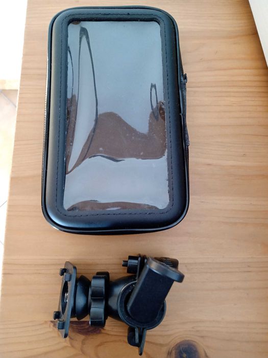 Capa para smartphone + Suporte (MOTA)