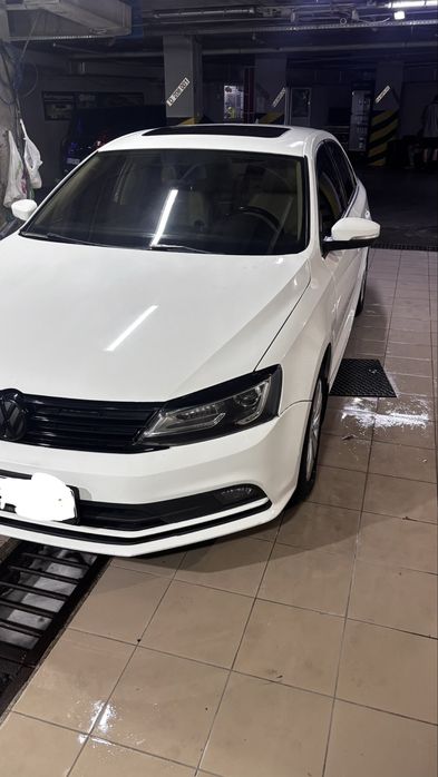 Volkswagen Jetta 1.8 TSI SE