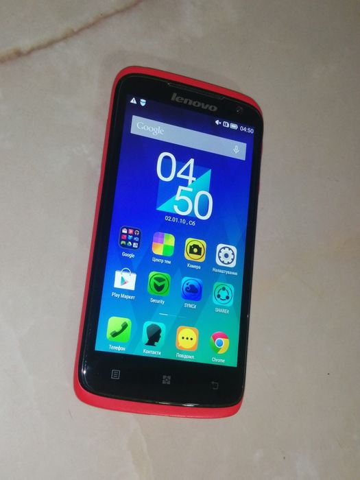 Телефон Lenovo S 820