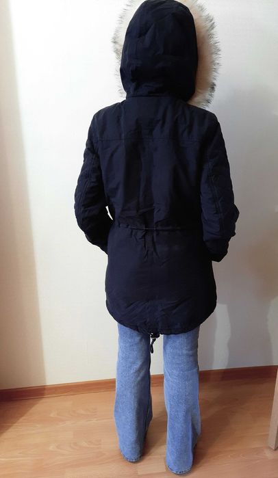 Куртка - парка жіноча демісезонна, розмір м