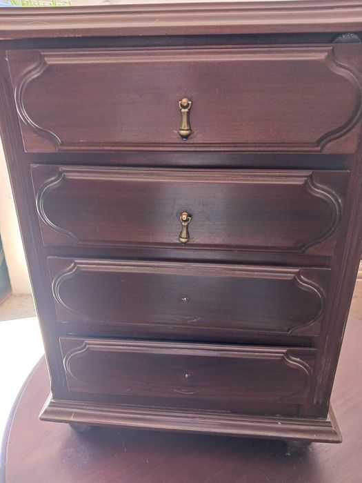 Mesa de cabeceira