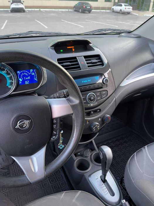 Продам Идеальное Авто Равон 2018 ) В Родной краске) Автомат