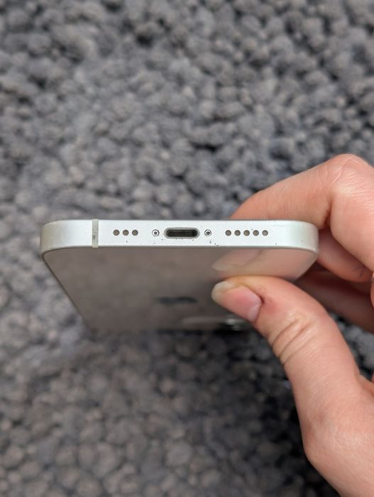 iPhone 12 128gb.