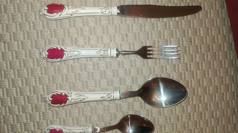 Sztućce porcelanowe