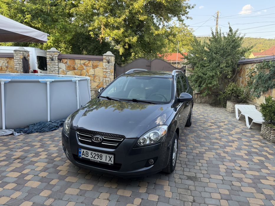 Продам гарне сімейне авто.