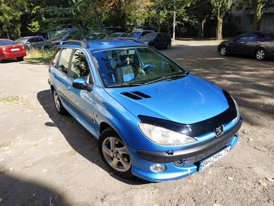 Продам Пежо 206 1.6 16v 2003г.