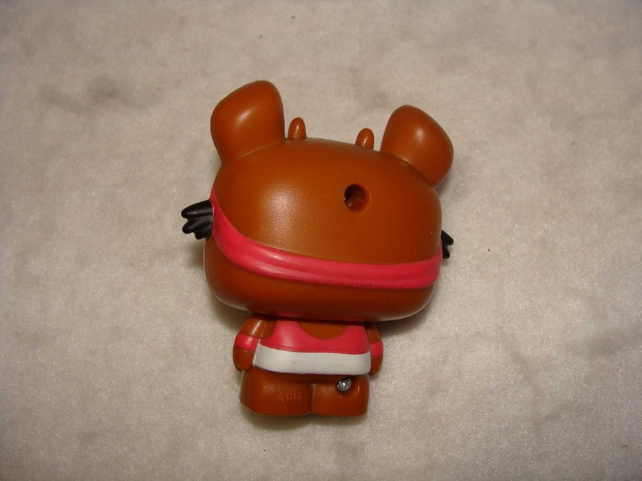 Urso que muda a Cara - Boneco McDonalds 2013