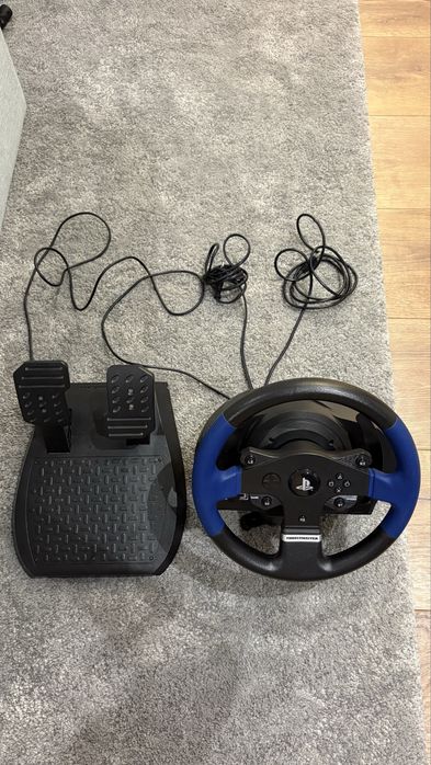 Volante Thrustmaster T150 + Pedais