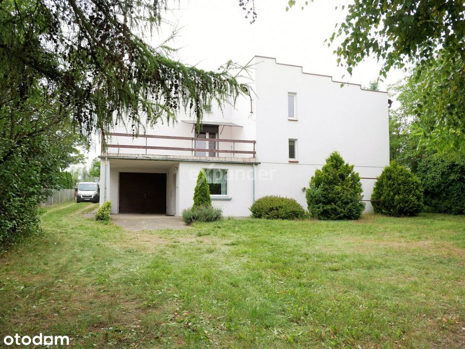 Willa pod Wrześnią na dużej działce 3600m2