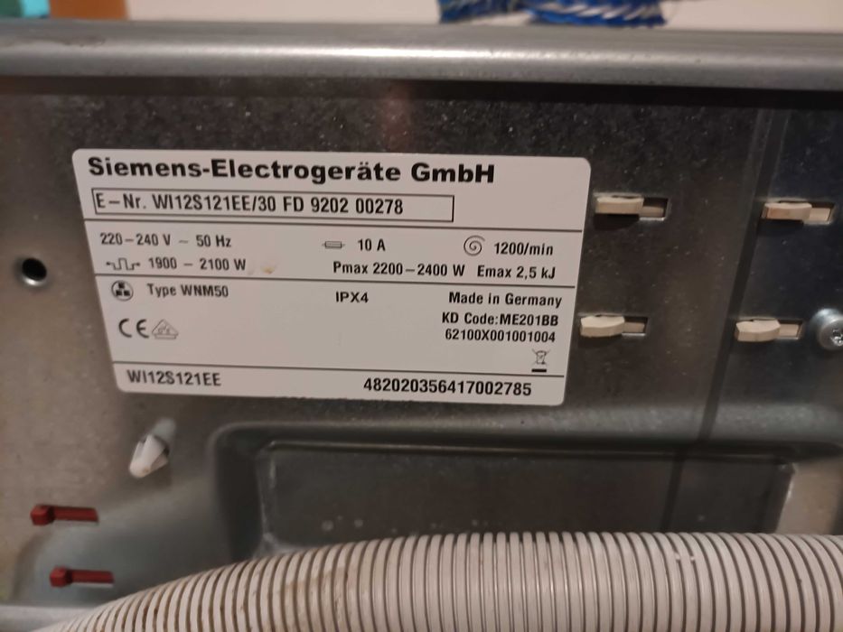 MAQUINA LAVAR ROUPA Siemens IQ300