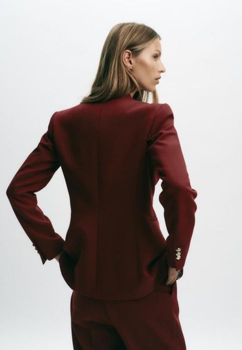 Стильний костюм zara