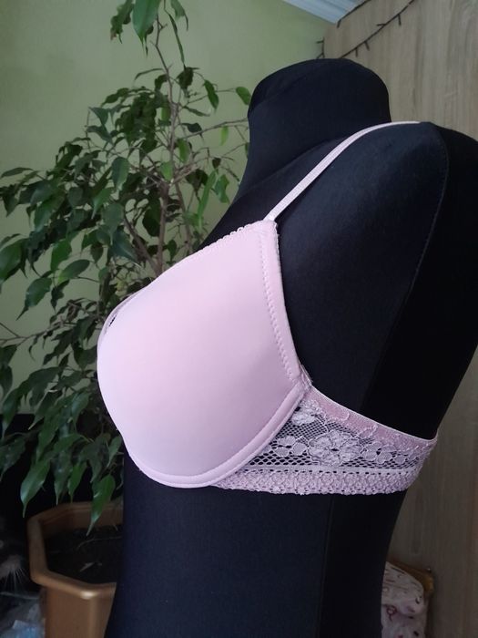 Бюстгалтер secret possessions.