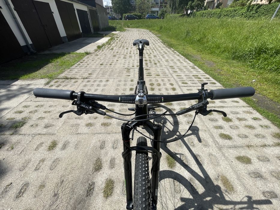 Rower Carbon 29 Konwa Bike