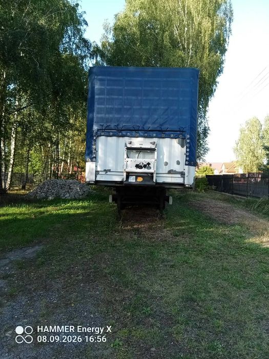 Naczepa plandeka zbrojona Krone