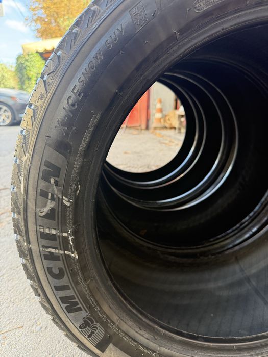 Разноширокие зимние колеса 275/45/20-305/40/20 Michelin X-Ice Snow SUV