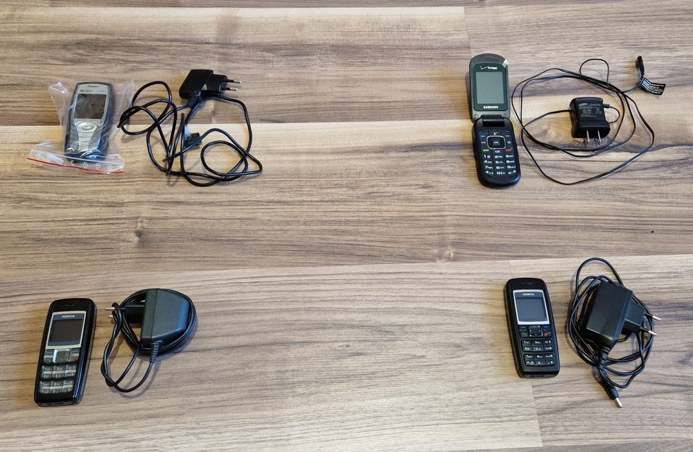 Sprzedam RÓŻNE stare Telefony Telefon Polecam TANIO !!!