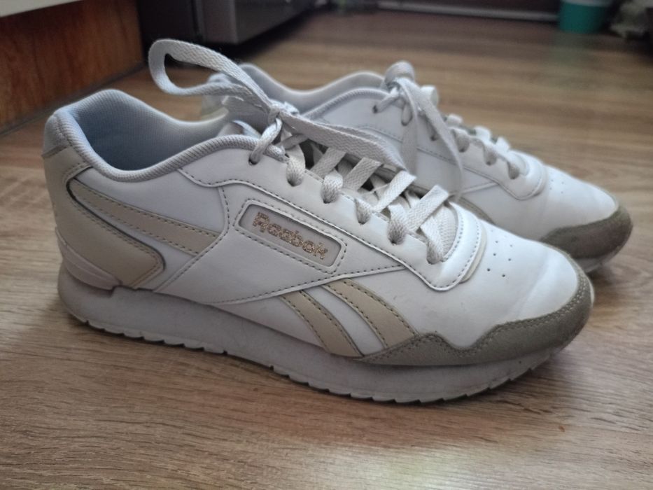 Świetne buty sportowe Reebok, adidasy