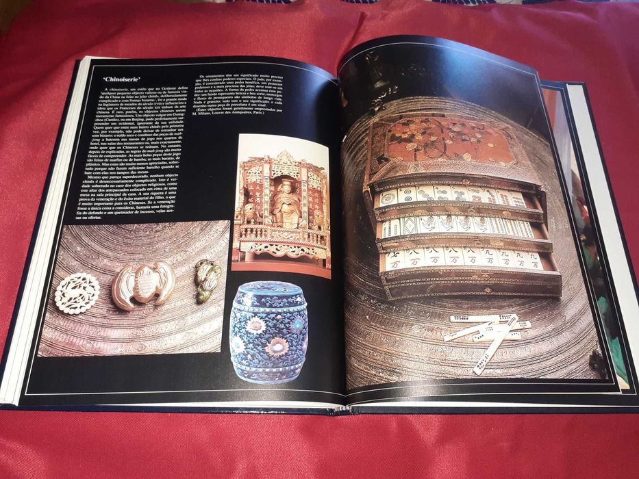 Livro de Capa Dura" CHINA"