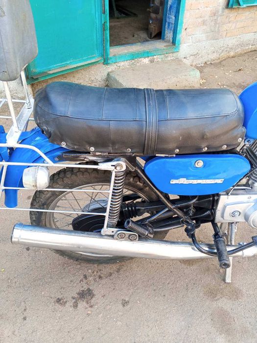 Продам 2  мотоцикли Мінськ і велосипед.