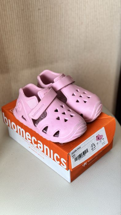 Дитяче взуття Biomecanics розмір 23