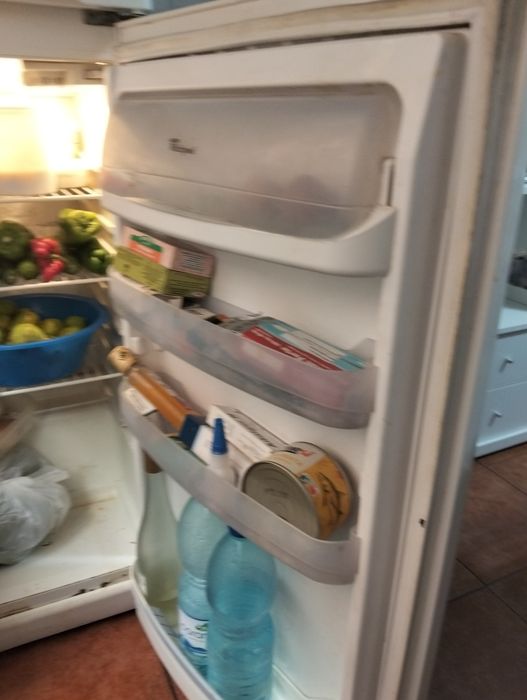 Frigorífico a trabalhar a 100%