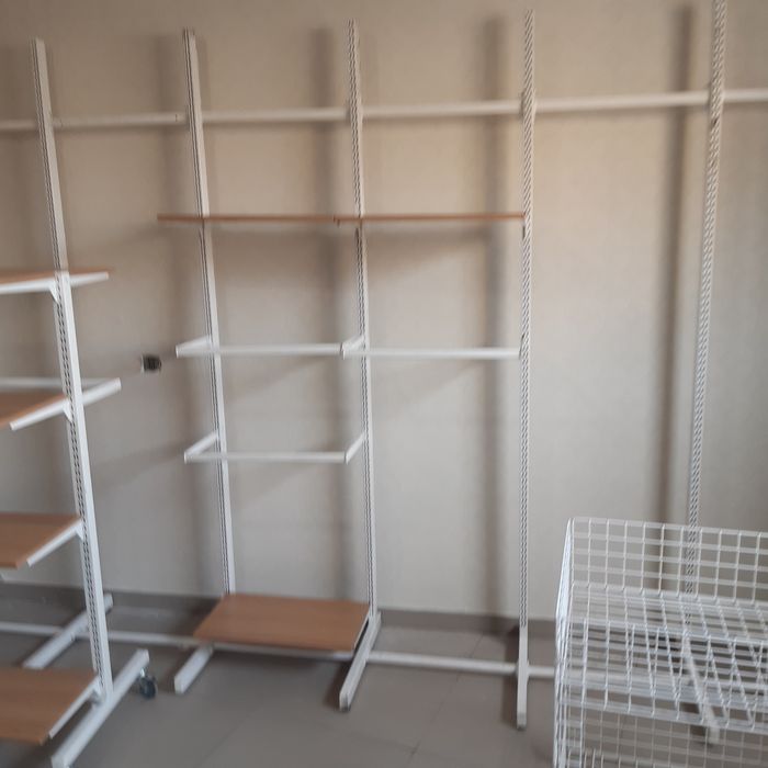 Regały sklepowe modulowe