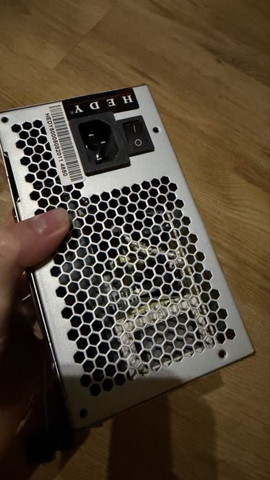 Zasilacz ATX HEDY do komputera stacjonarnego.