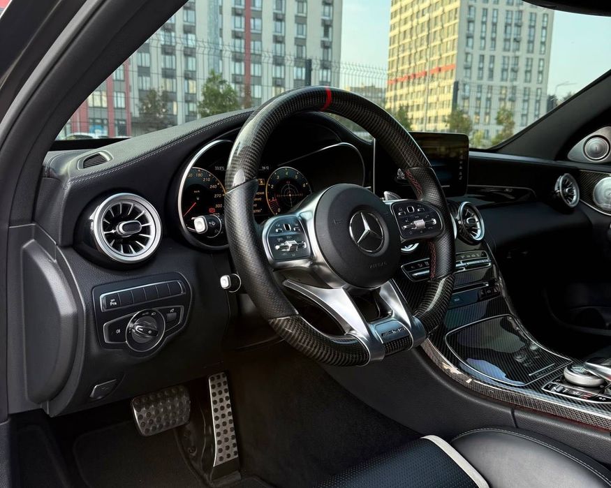 Mercedes-Benz C63s AMG