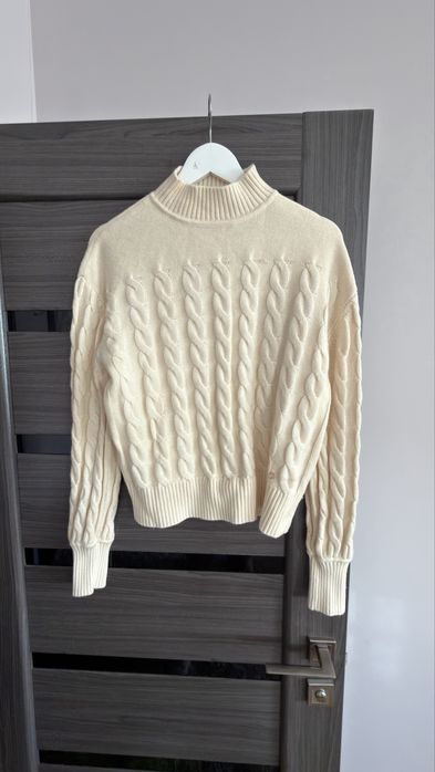 В’язаний костюм GUESS молочного кольору . М