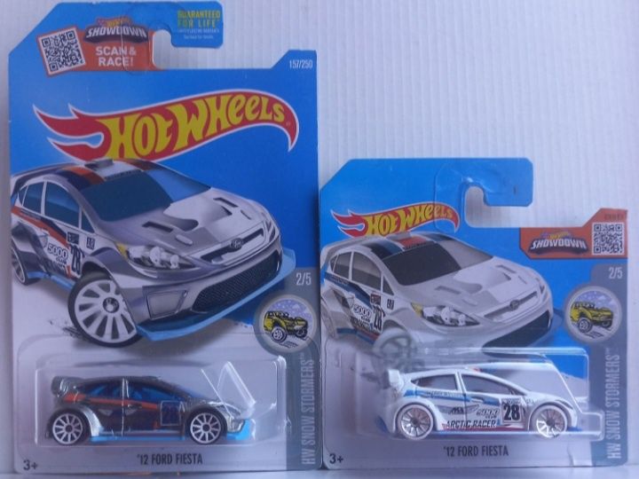Conjunto 2 - ford fiesta hot wheels
