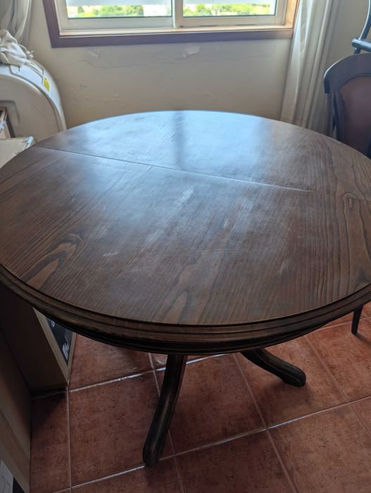 Mobília de Sala de Jantar - Mesa Extensível Carvalho Maciço + 6 Cadeiras