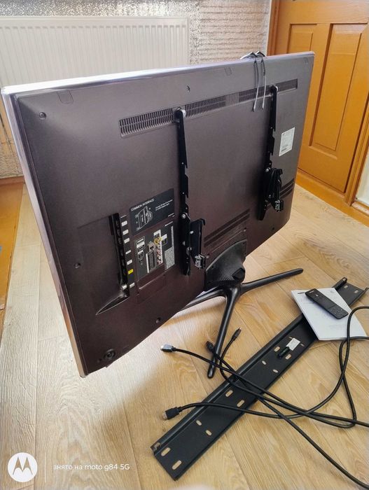 Samsung UE46F6330A - led телевізор