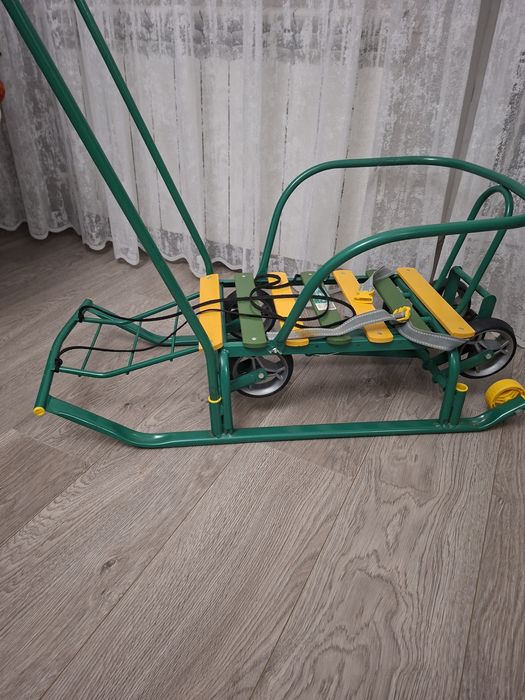 Санки з колесами