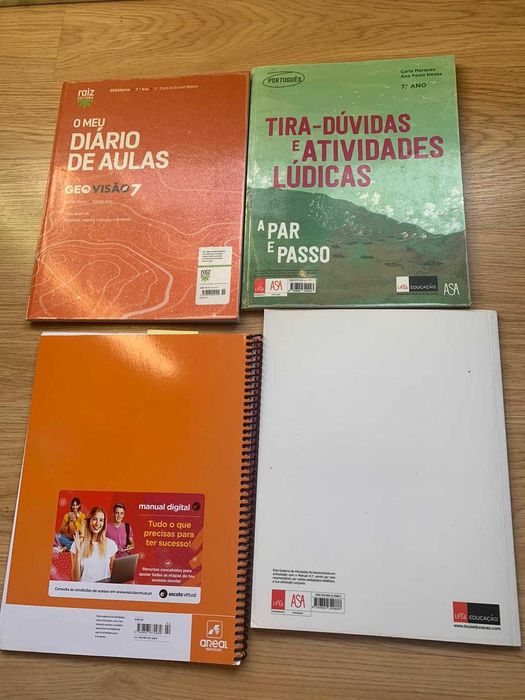 Livros escolares - Caderno de  atividade