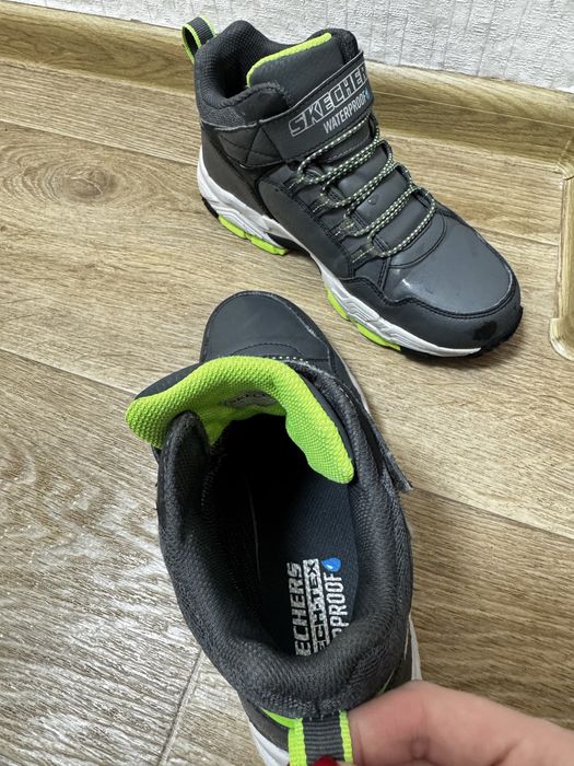 Черевики дитячі водонепроникні sketchers 36 розмір