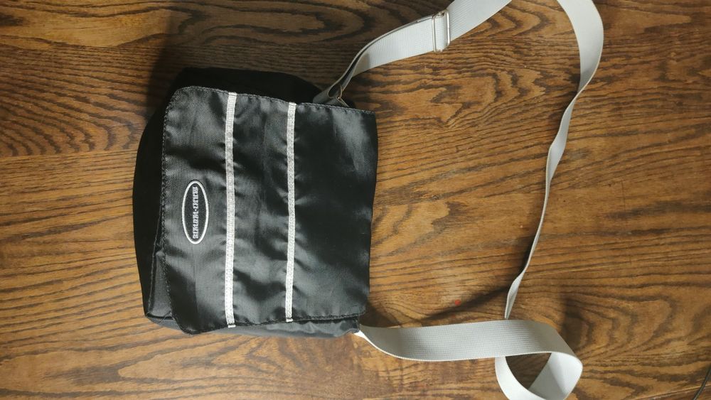 Сумка на плечевом ремне