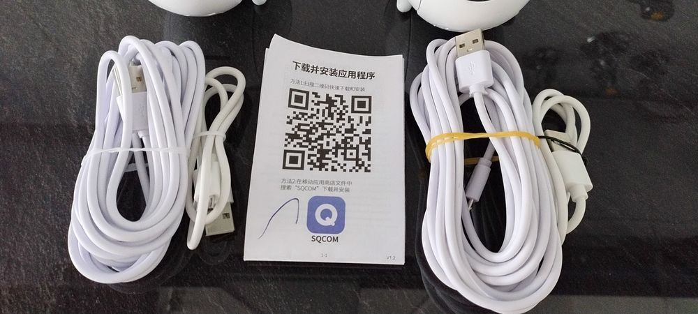 2 camaras vigilância com cabos carregamento micro usb