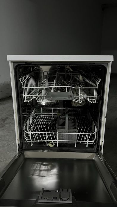 Maquina de valar louça