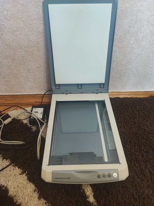 Продам сканер Epson