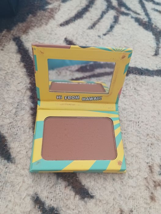 Misslyn bronzer.